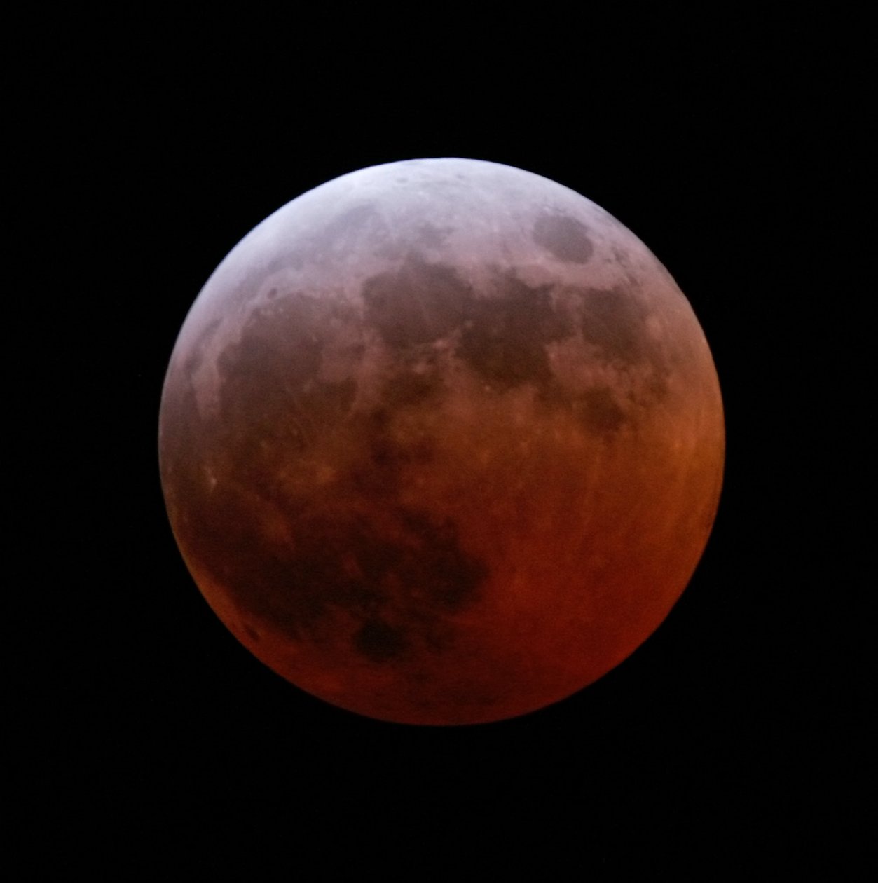 Total Lunar Eclipse, 3 March 2007 by Unbekannt