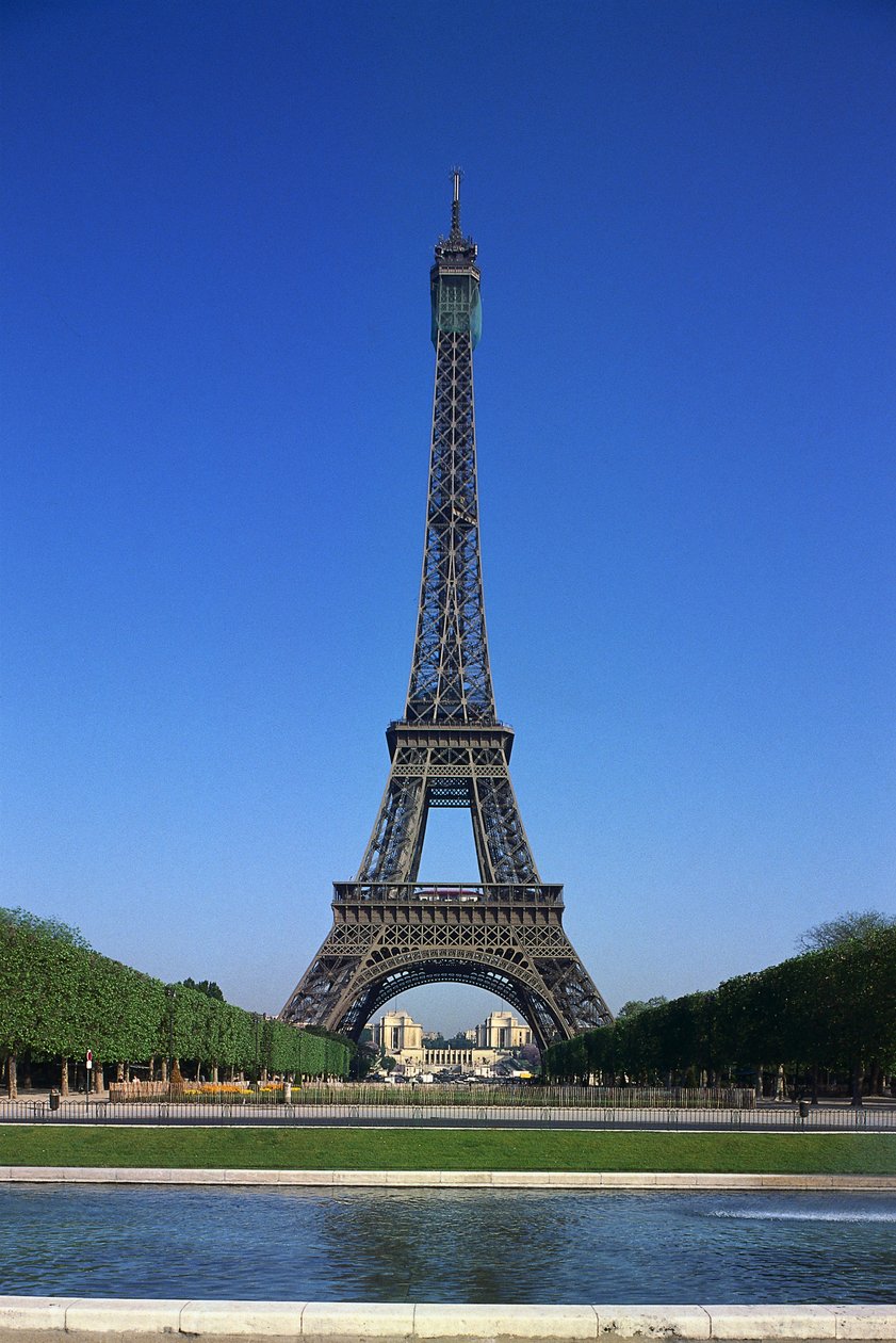 View of Eiffel Tower by Unbekannt