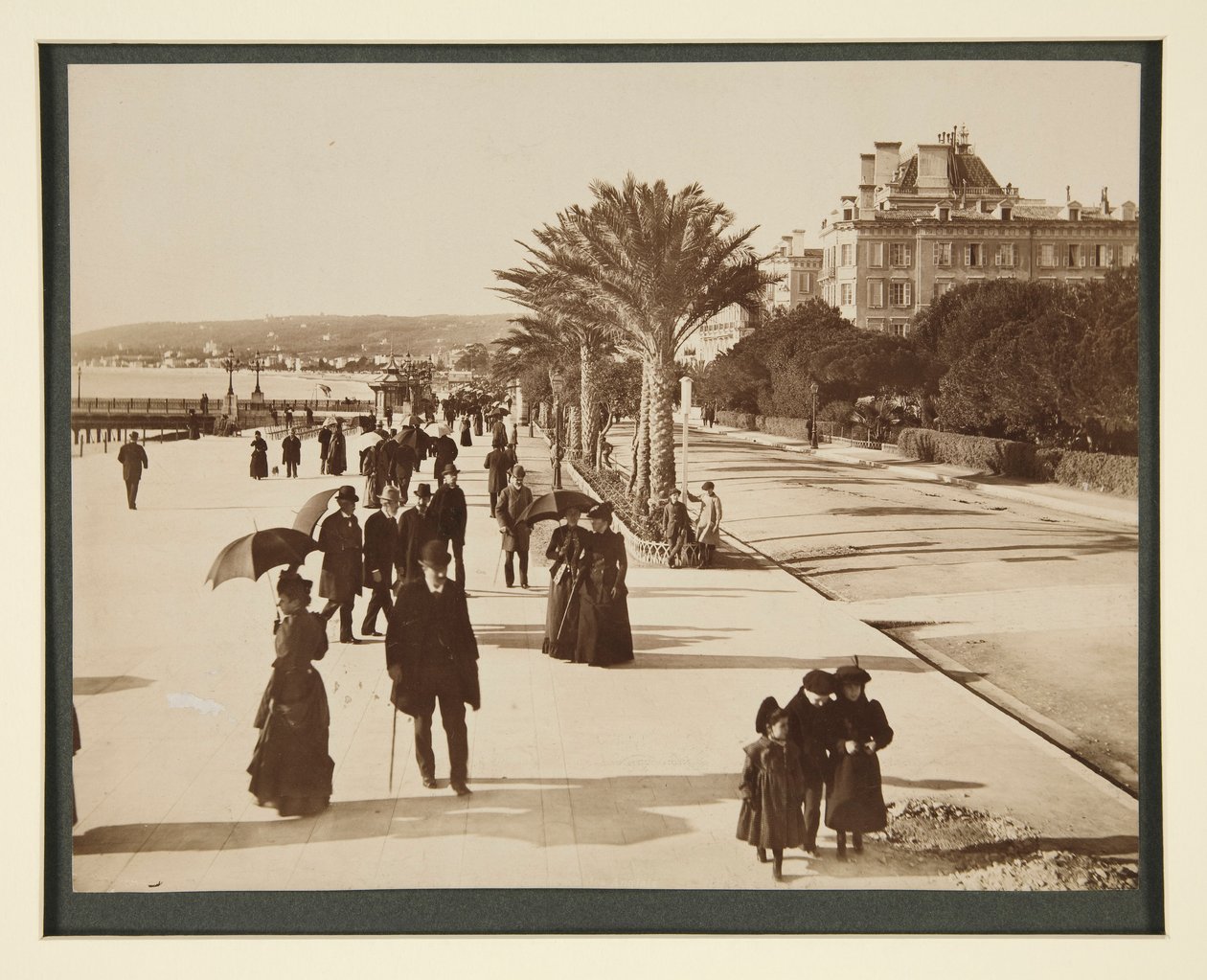 Promenade des Anglais, Nice by Unknown