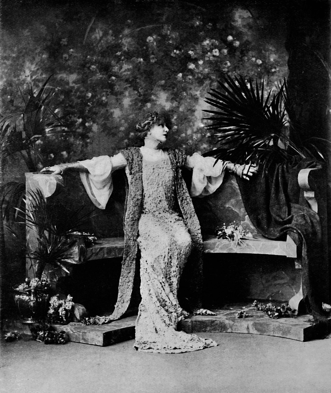 Madame Sarah Bernhardt by William and Daniel Downey