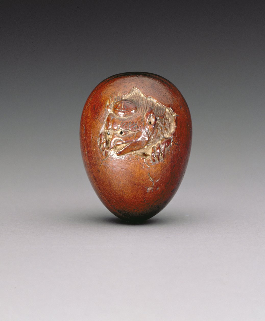 Netsuke depicting a crow emerging from its egg, c.1800-20 by Yuzan