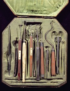 Box of ophthalmic instruments
