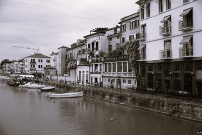 Black and White Photography by Alexandra Joseph