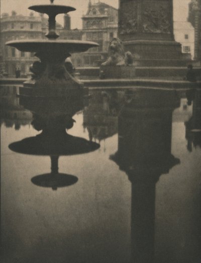 Trafalgar Square by Alvin Langdon Coburn