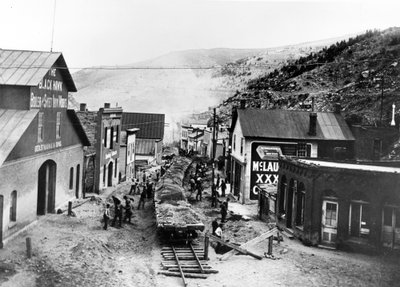 Black Hawk, flooding, c.1895 by American Photographer