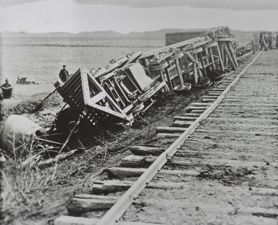 Derailed train, Manassas, Virginia by Andrew Joseph Russell