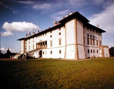Villa Medicea di Artimino by Bernardo Buontalenti