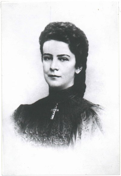 Elisabeth by Carl Pietzner