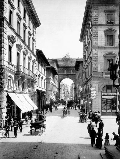 Via Strozzi, Florence, c.1890 by Carlo Brogi
