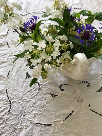 Composition - Flowers by Cécile Jamet