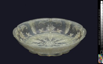 Floral design dish, 19th century by Chinese School