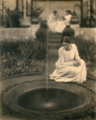 The Fountain by Clarence Henry White