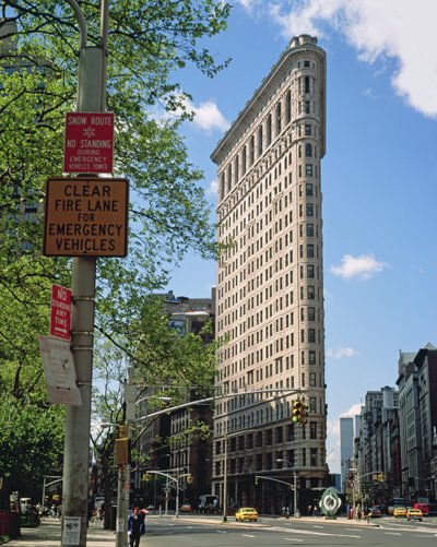 The Flatiron Building, completed 1902 by Daniel Hudson Burnham