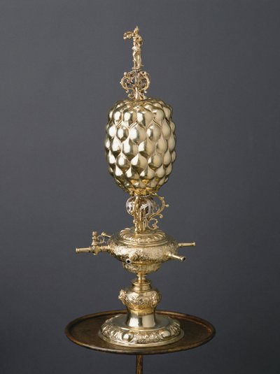 Parcel-gilt trick drinking cup, circa 1630 by Dirich Utermarke