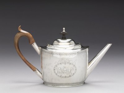 Teapot by Ebenezer Moulton