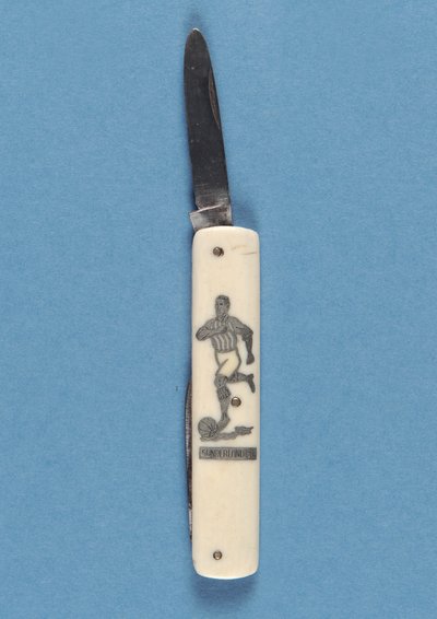 Penknife depicting a footballer by English School