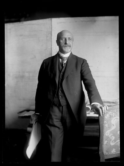 Karl Seitz by Ferdinand Schmutzer