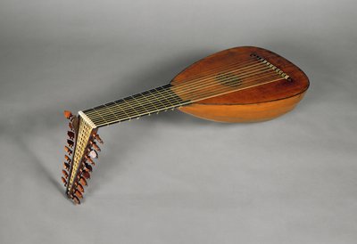 Lute with eleven strings by French School
