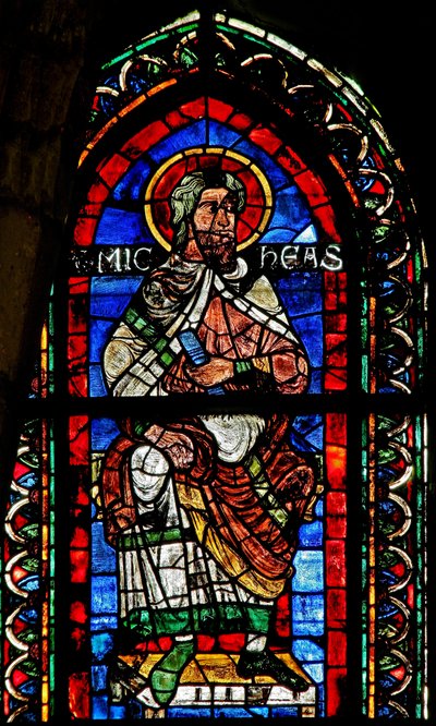 Window w205 depicting Micah by French School