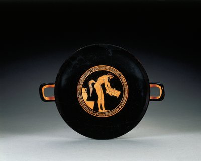 Attic Red-figure kylix, c.470 BC by Greek