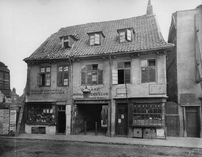 Old House, Palace Yard, Lambeth by Henry Dixon