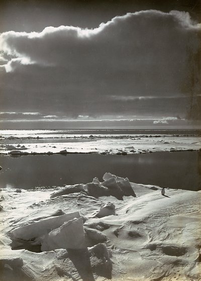 Sunset on the Pack by Herbert Ponting