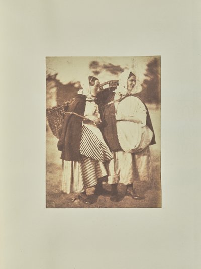 Newhaven Fishwives by Hill and Adamson