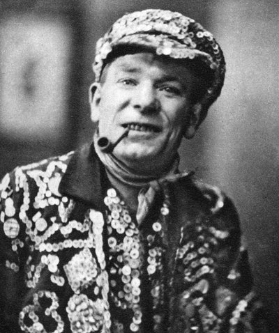 Pearly King, London by Hoppe