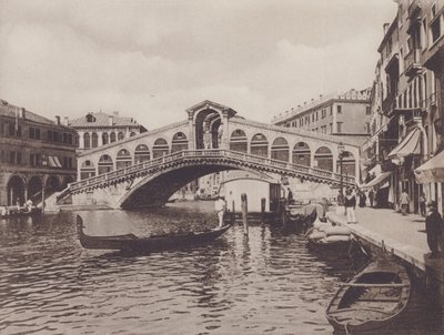 Ponte Di Rialto by Italian Photographer