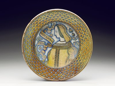 Deruta maiolica lustred "Bella Donna" charger by Italian School