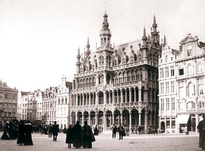 Market Square, Brussels by James Batkin