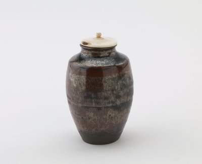 Tea caddy, katatsuki shape, Edo period by Japanese School