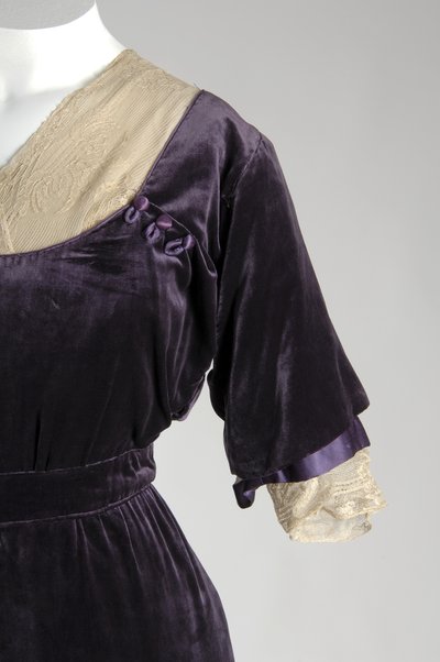 Afternoon dress by Jeanne Paquin