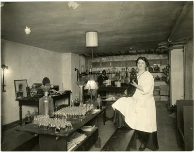 Ann Haviland, Parfumier by Jessie Tarbox Beals