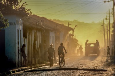 Yellow Fever Victims in Mirador, Brazil by Karen Kasmauski