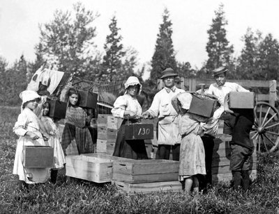Unknown Image by Lewis Wickes Hine
