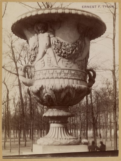 Tuileries by Léon Ménard