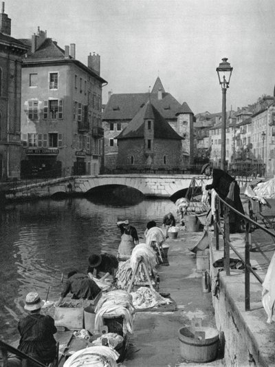 Thiou Canal, Annecy, France by Martin Hurlimann