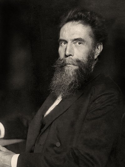 Portrait of Wilhelm Röntgen by Nicola Perscheid
