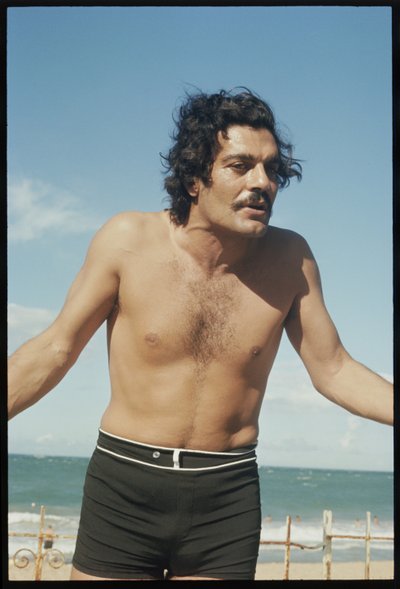 Omar Sharif on the beach by Orlando Suero