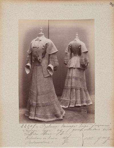 House of Worth, Costume by Photographer French