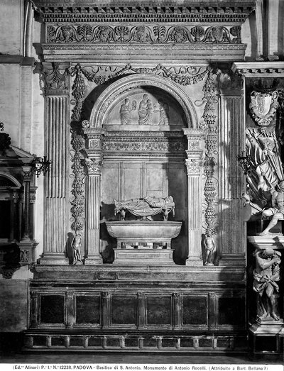 Monument to Antonio Roselli by Pietro Lombardo