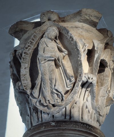 Capital of the choir (sculpture) by Romanesque