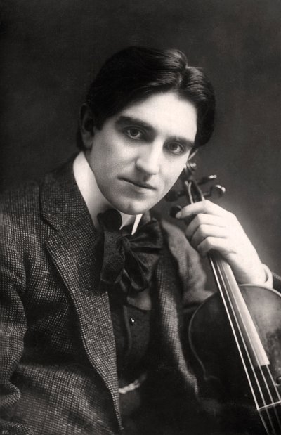 Rohan Clensy, Irish violinist by Rotary Photo