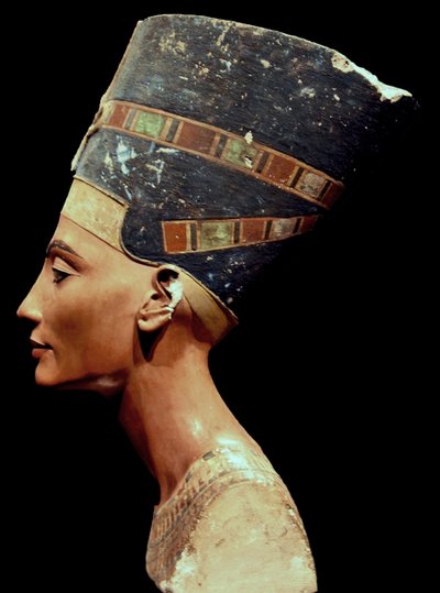 Nefertiti bust (right) by Thutmose Thutmose