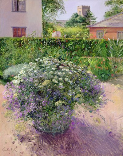 Centrepiece and Tower by Timothy Easton