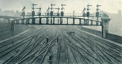 A Bridge of Signals by Unbekannt