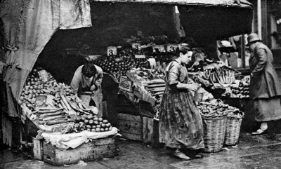 A Greengrocer of the Commercial Road, London by Unbekannt