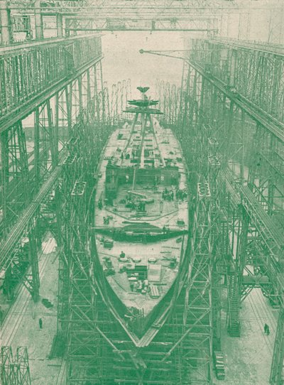 A light cruiser under construction by Unbekannt