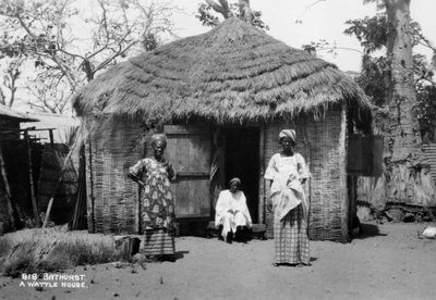 A Wattle House, Bathurst, Gambia by Unbekannt